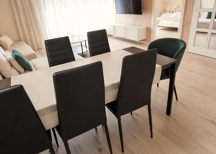 Iris Apartman *